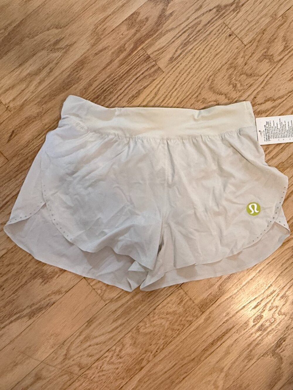 *NWT* lululemon Fast and Free Short Size 12